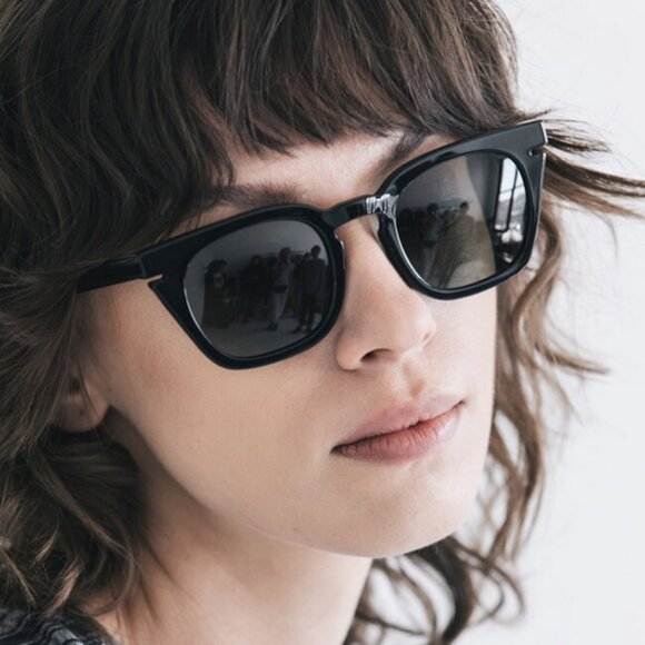 Lowercase Roseland Gloss Black Frame Flat Grey Lens Sunglasses w/ Case 49-22-149 main image 15